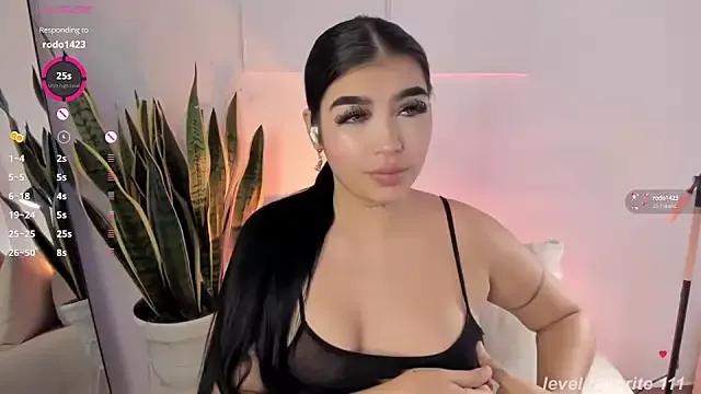 EmmyKenner from StripChat