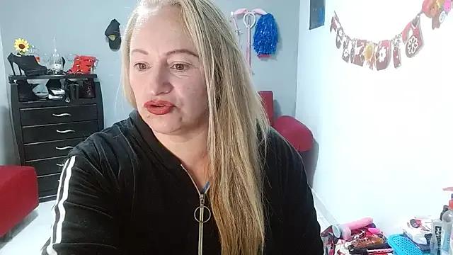 emperabigbootybigass from StripChat
