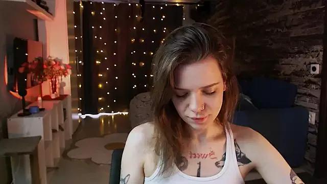 enchanting_chloe from StripChat is Freechat