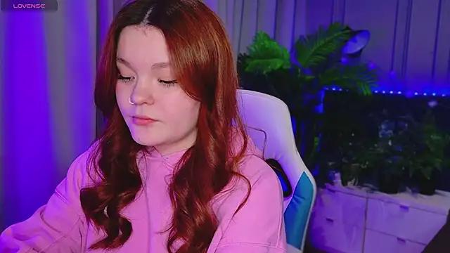 EnnySunrise from StripChat