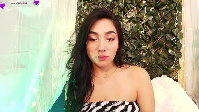 Enyel_valmina from StripChat