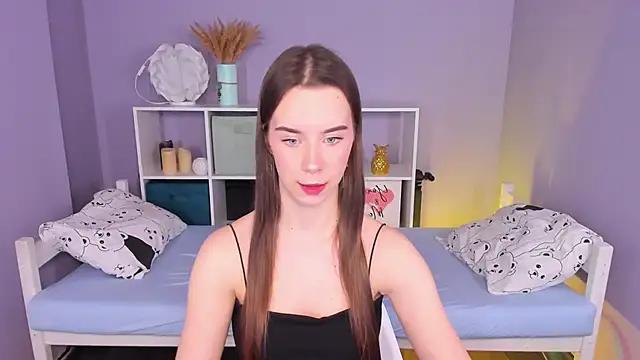 ErikaEster from StripChat is Freechat