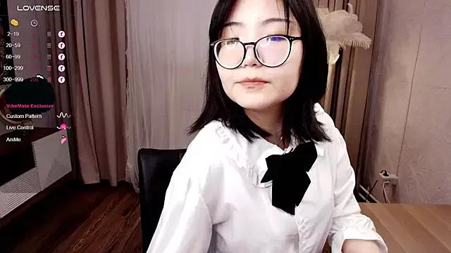 Erikawai from StripChat is Freechat