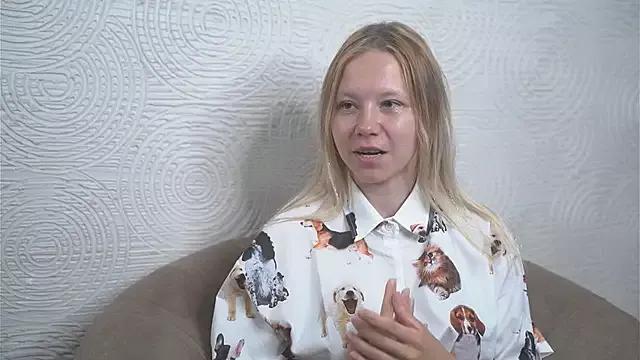 ErinMendyk webcams show profile image 