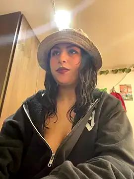 erotic_smoke from StripChat is Freechat