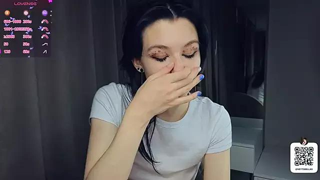 EsmeBellas from StripChat is Freechat