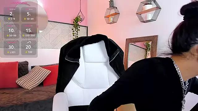 Esmeralda_CO from StripChat