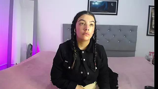 Esmeraldaa- from StripChat