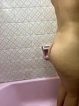 Esmeraldaberrys from StripChat