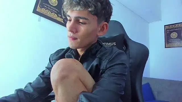 EstebanPerez_ from StripChat