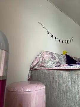 estefania_teen from StripChat