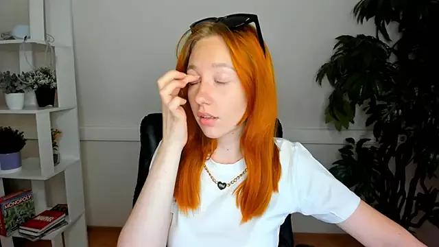 EstherAbbott webcams show profile image 