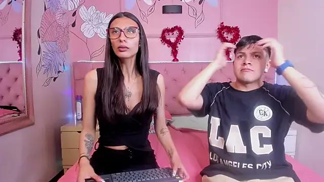 Ethan_N_Abby from StripChat is Freechat