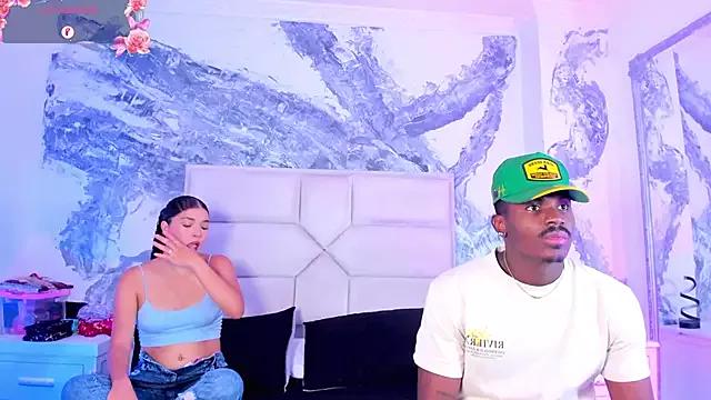 EthanAndSelene from StripChat is Freechat