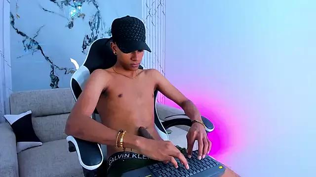 EthanClaust webcams show profile image 