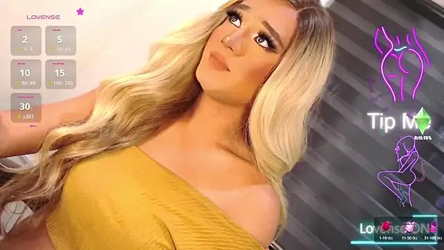 Ethereal_Charm webcams show profile image 