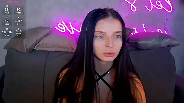 Eva_Mayers from StripChat is Freechat