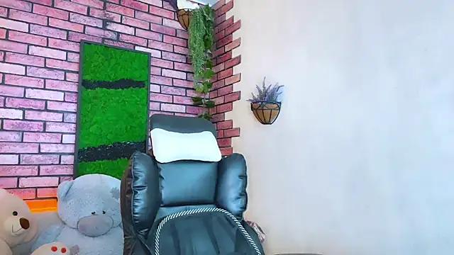 Dirty chat webcam: explore liveshows with versed models, from laying bare to fetishes, in a variety of sexy free adult webcams.
