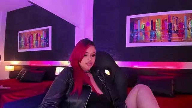 EvaaFoxxy1 from StripChat