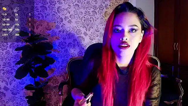 EvaaFoxxy1 from StripChat