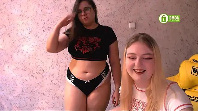 EvaAndLilith from StripChat