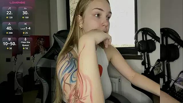 Dirty chat webcam: explore liveshows with versed models, from laying bare to fetishes, in a variety of sexy free adult webcams.