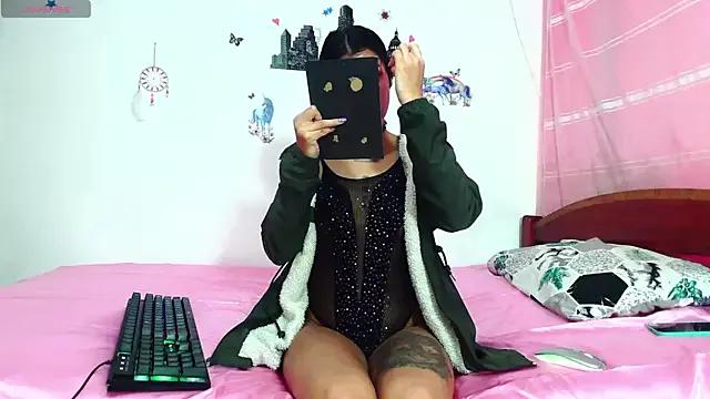 eve_linnx from StripChat