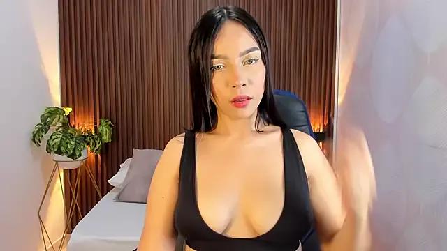 evelin_33 from StripChat