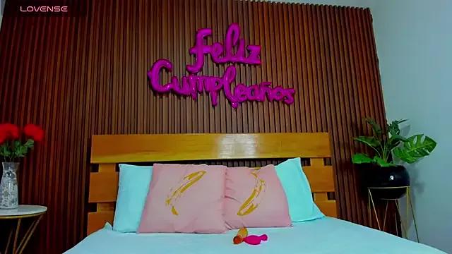 evelin_leroy from StripChat