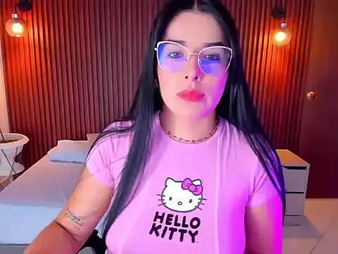 evelin_lopezz from StripChat