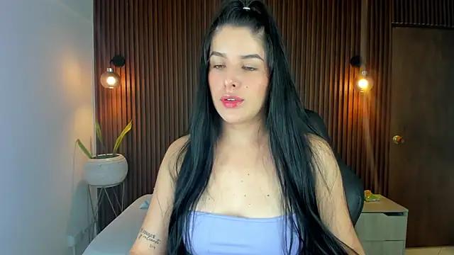 evelin_lopezz from StripChat