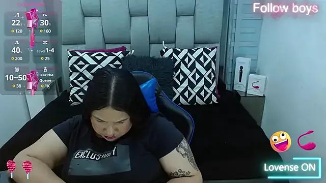 evelin_zaens from StripChat