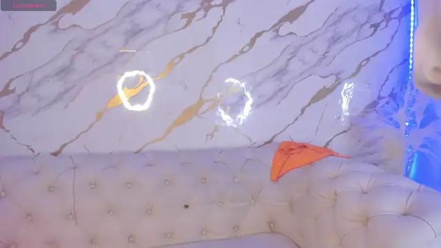 Evelina_Rossi from StripChat