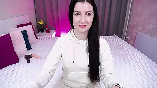EvelinCuper from StripChat is Freechat