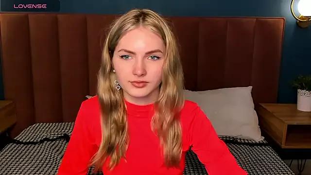 EvelineAmore from StripChat