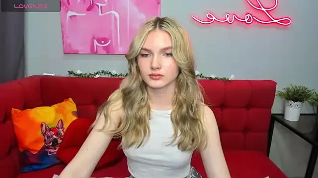 EvelineAmore from StripChat