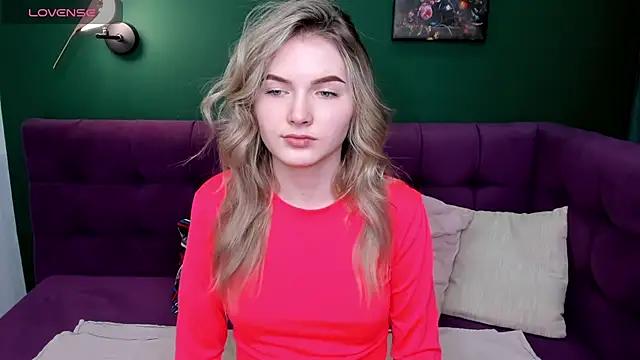 EvelineAmore from StripChat