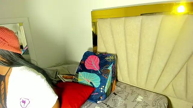 Evelonga_707 from StripChat