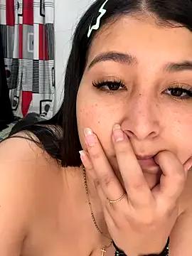 evelyn_1702 from StripChat is Freechat