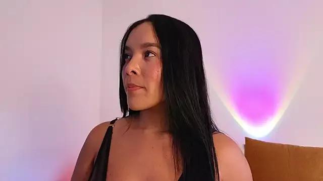 Evelyn__16 from StripChat