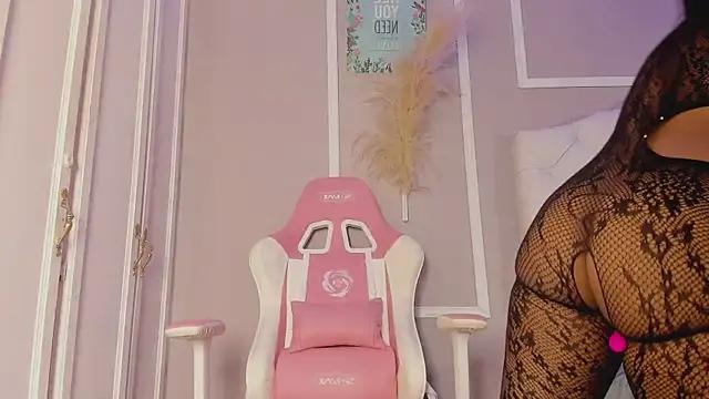 evelyn_evony from StripChat