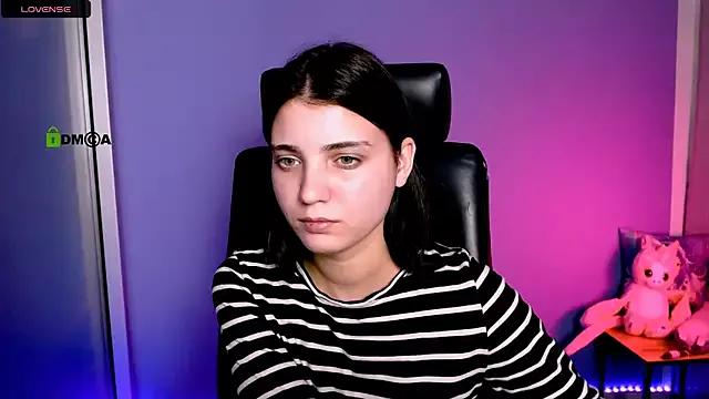evelyn_muse from StripChat
