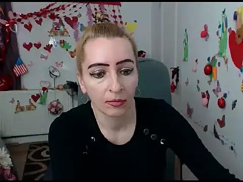 EvelynAngell from StripChat