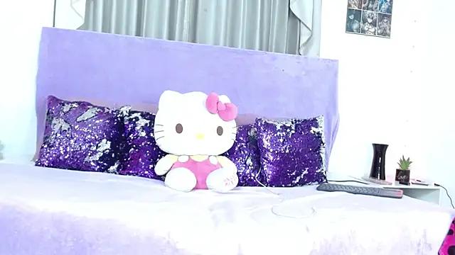 EvelynColins from StripChat