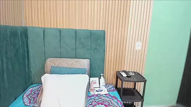 EvelynFoxx- from StripChat
