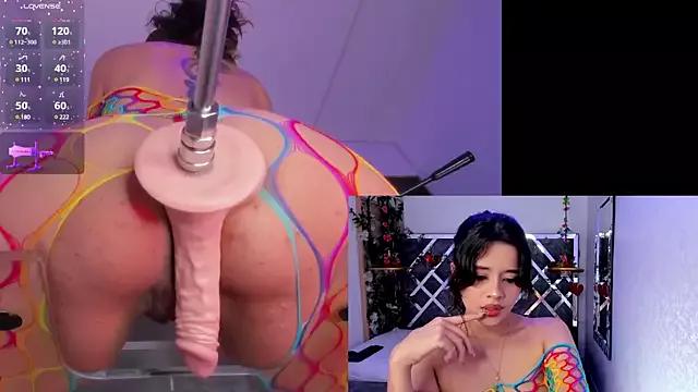 EvelynLips_ from StripChat