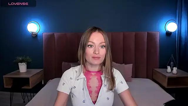 EvelynPoole from StripChat