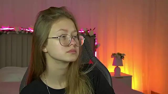 EveMundie from StripChat