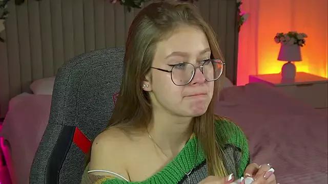 EveMundie from StripChat