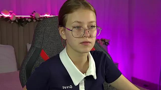 EveMundie from StripChat